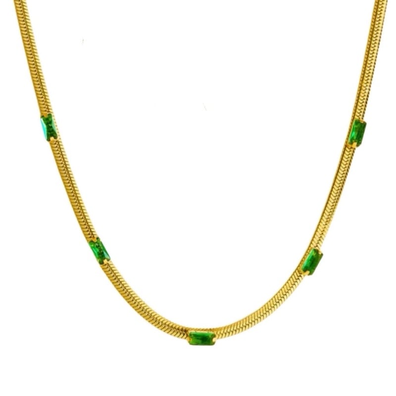 Collar con cristales verdes - Acero
316L con enchapado en oro.