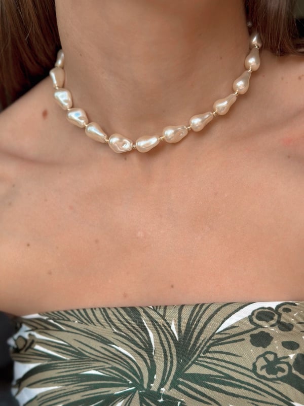 Collar regulable con perlas - detalles
plateados