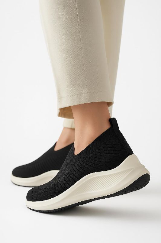 Men's Black Skechers Walking Shoes