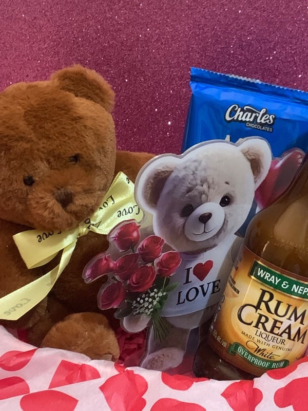 Customizable Gift Basket