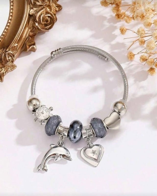 Elegant Charm Bracelet unique style