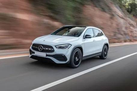 MERCEDES BENZ GLA