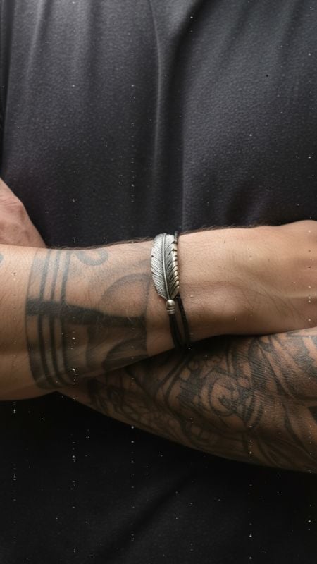 Pulsera Pluma Acero Quirurgico con Cuero Magnetica