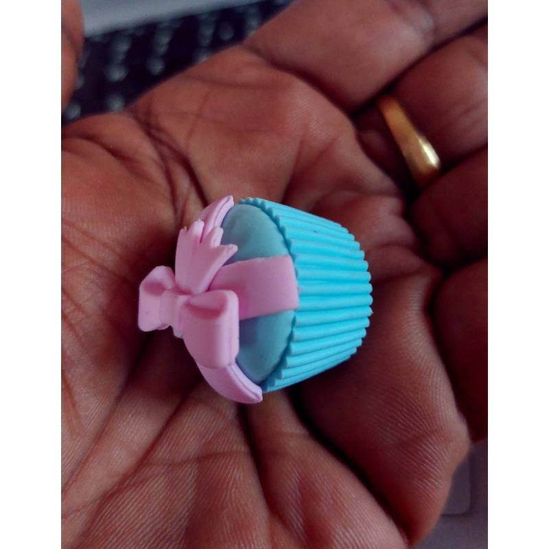 Cupcake Miniature Embeds