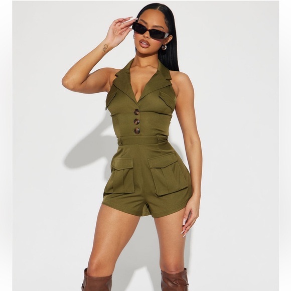 Enterizo estilo militar