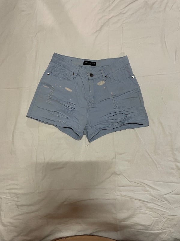 Short casual azul