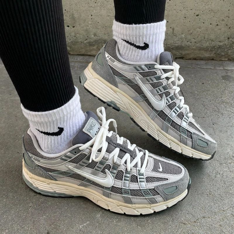 NIKE P-6000 TRAINER PEWTER*