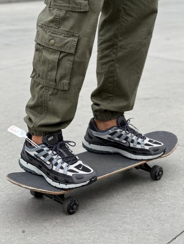 NIKE P-6000 TRAINER GREY BLACK