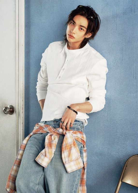 Men's Ribbed Henley Neck Long Sleeve Tee