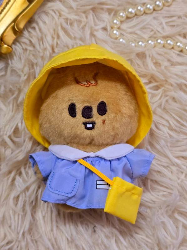 KINDERGARTEN - 10CM PLUSH OUTFIT