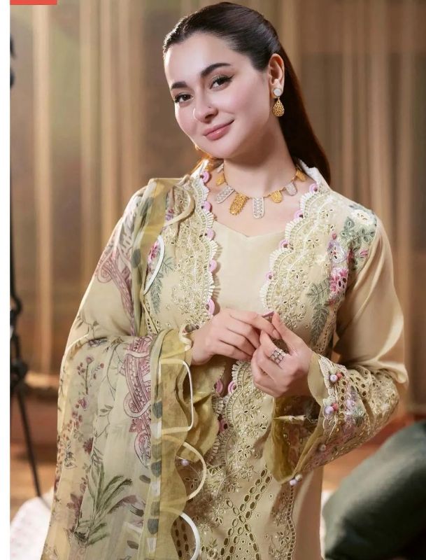 4 PC Chikankari Embroidered Women's Unstitched Suit