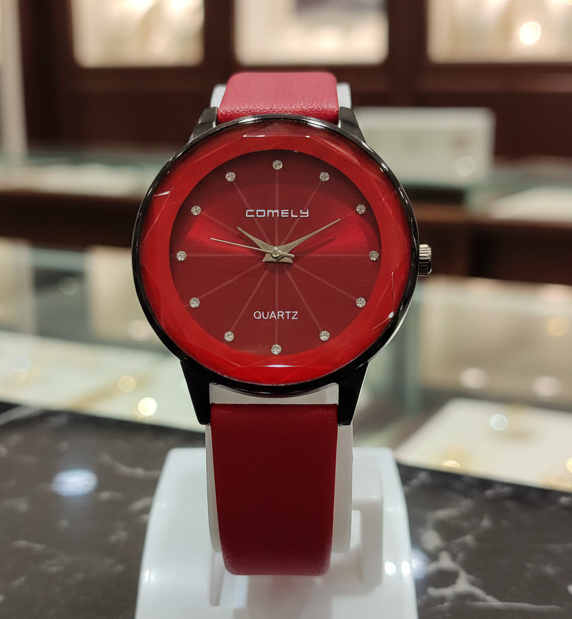 Elegant Ladies Watch – Stylish Wristwatch with Durable Strap, Fashion Accessory for Daily Wear & Occasions- Without Box