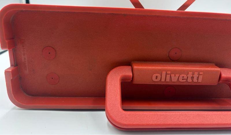 Máy đánh chữ Typewriter Olivetti Valentine RED made in Spain