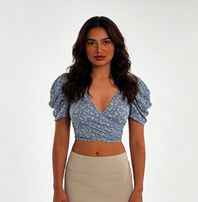 Top con mangas Petalos
