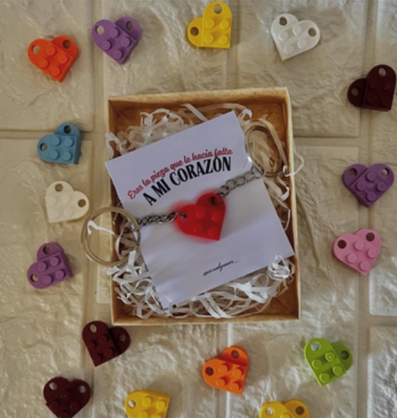 Llavero de lego en forma de corazón