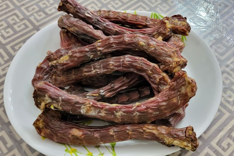 Dehydrated Duck Neck (Whole neck)  |  Leher Itik Kering (Seluruh leher) x 5 pcs
