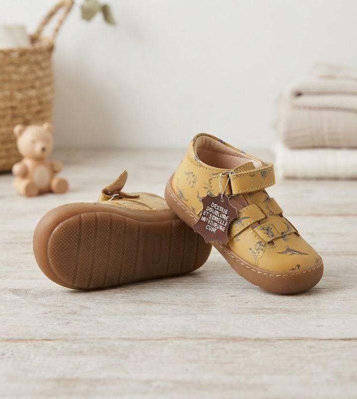 Garçon basket yello'w