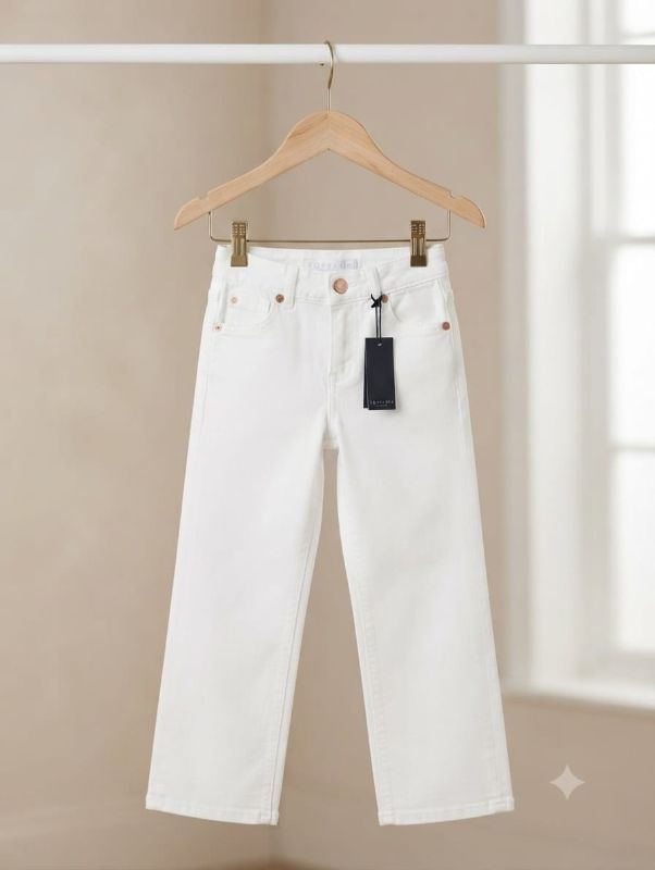 Jeans blanc et top Nell