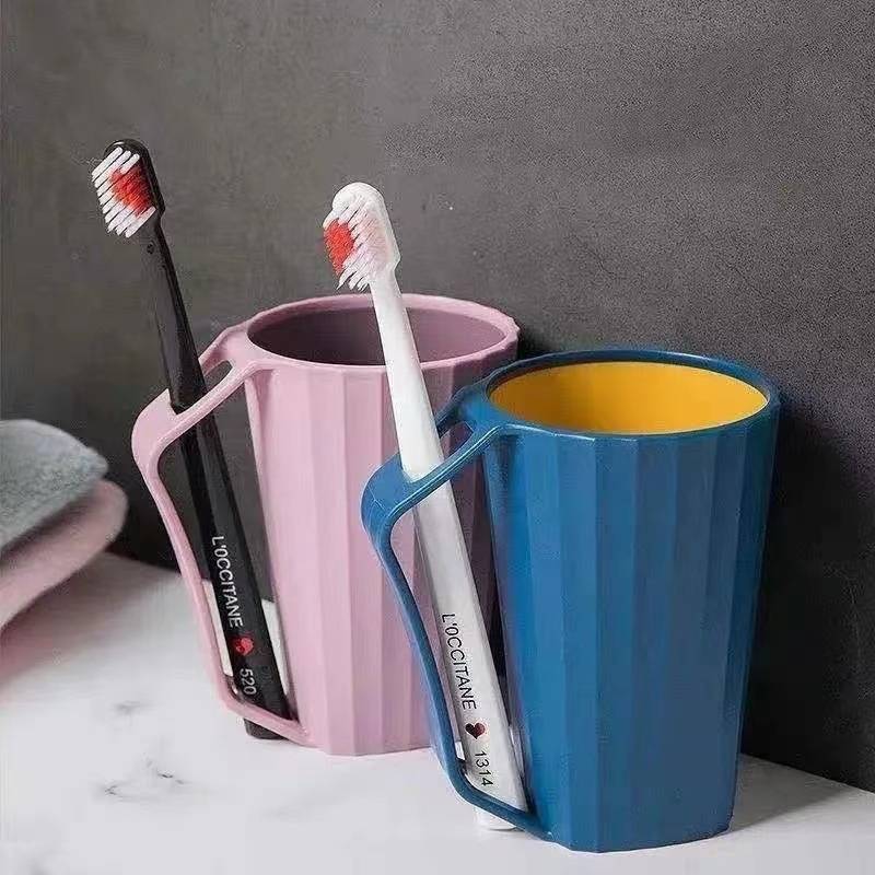 KC1021 កាដាក់ច្រាស់ដុសធ្មេញ - 1pc Creative Mouthwash Mug