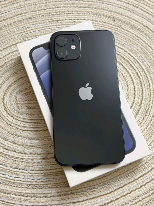 iPhone 12
