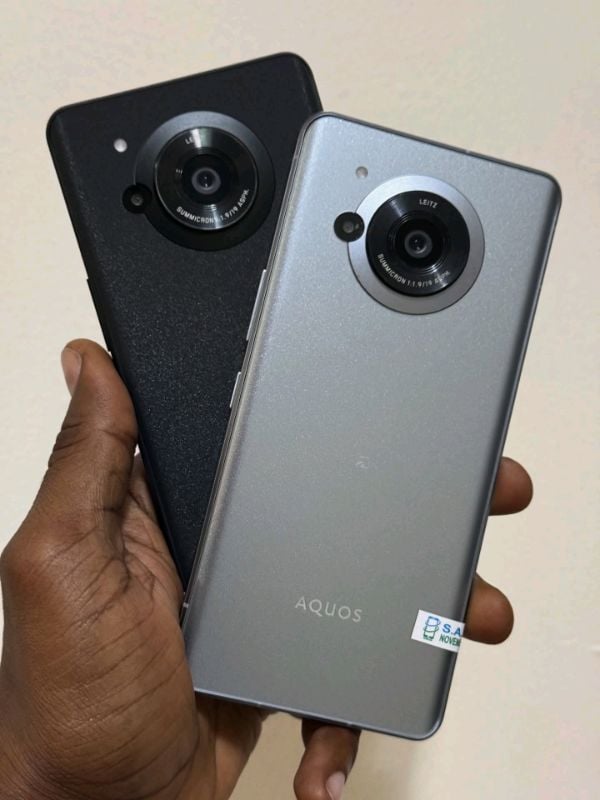Sharp Aquos R7