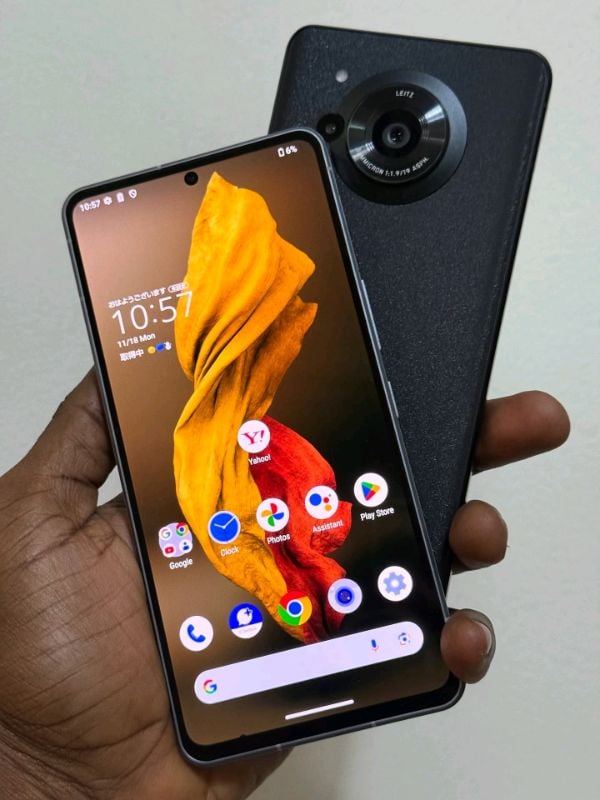 Sharp Aquos R7