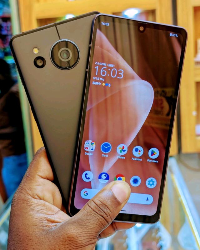 Sharp Aquos Sense 7