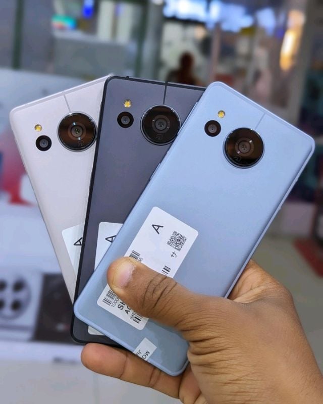 Sharp Aquos Sense 7