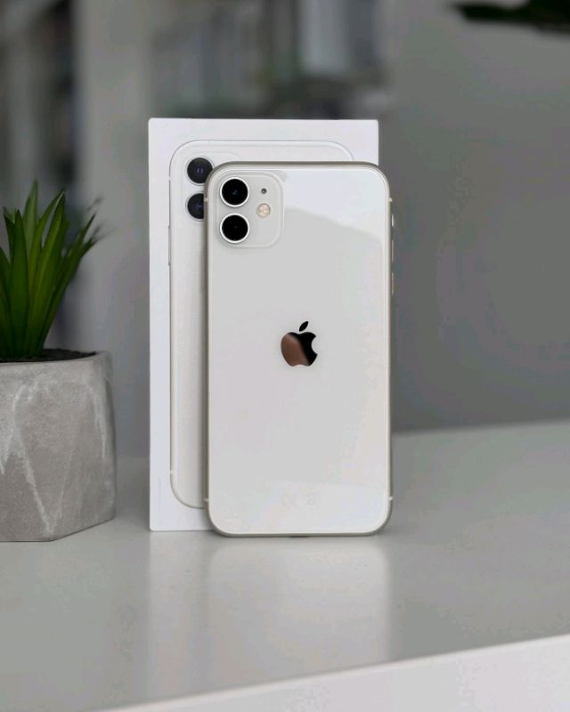 iPhone 11