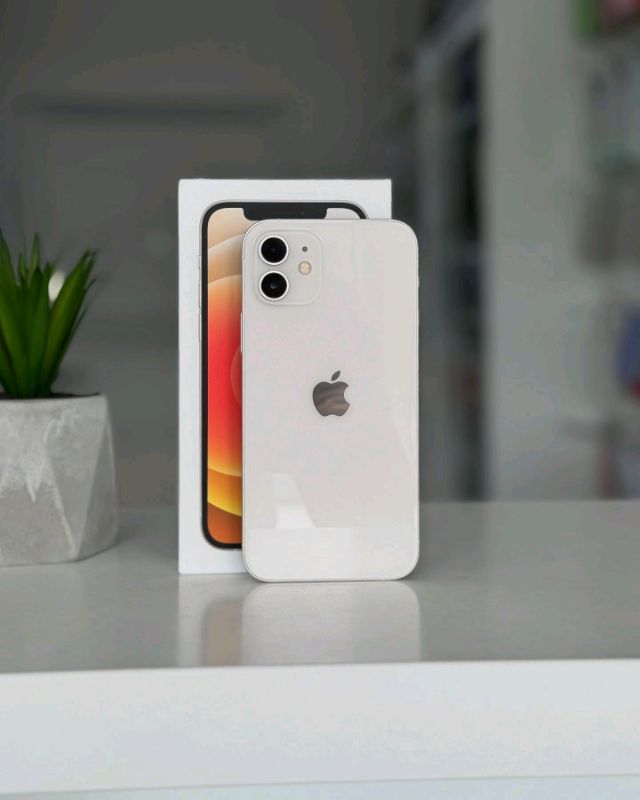 iPhone 12