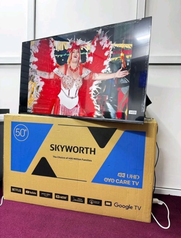 SKYWORTH SMART TV 43"