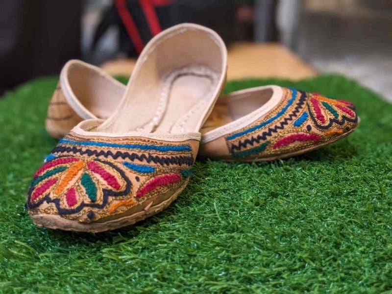 Shaam-e-Basir - Elegant Handcrafted Women's Khussa | Traditional Pakistani Evening Shoes