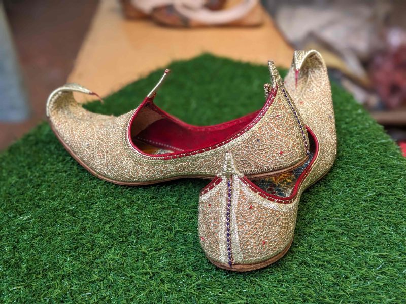 Basir Raaj - Premium Handcrafted Traditional Men's Khussa | Royal Pakistani Wedding Shoes