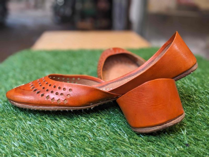 Mehr-o-Wafa - Premium Handcrafted Leather Women's Khussa | Elegant Pakistani Bridal Shoes