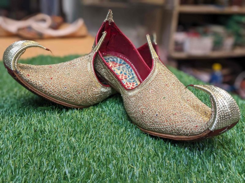 Basir Raaj - Premium Handcrafted Traditional Men's Khussa | Royal Pakistani Wedding Shoes