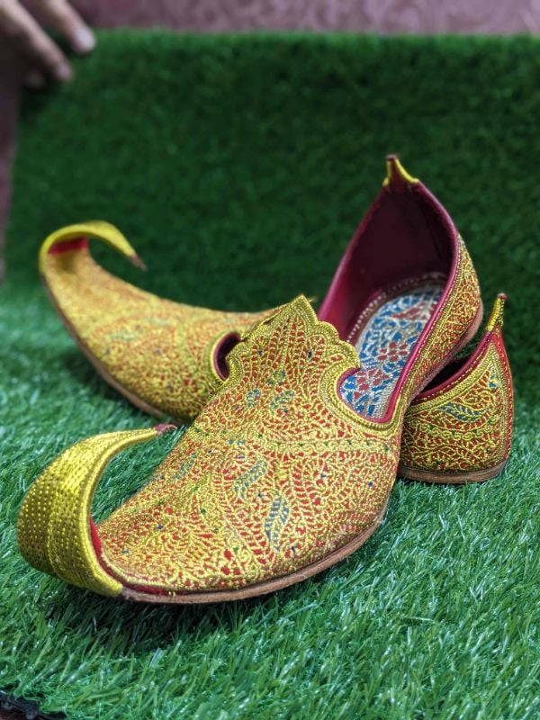 Royal Gold Tilla - Luxury Handcrafted Men's Khussa | Gold Embroidered Wedding Shoes