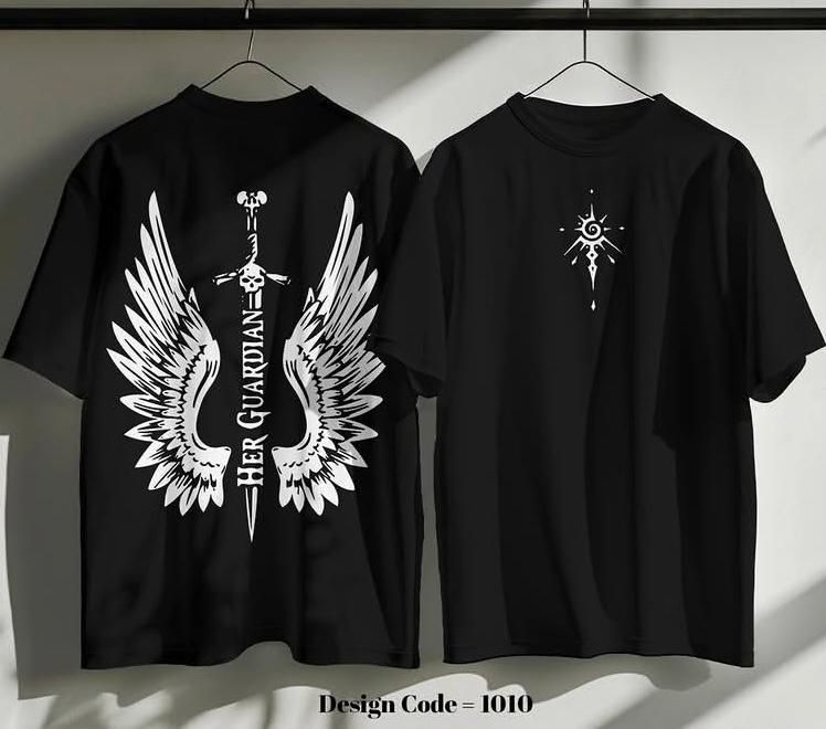 A cool baggy Tshirt  boyz