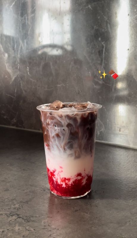 Cocoa Strawberry Latte