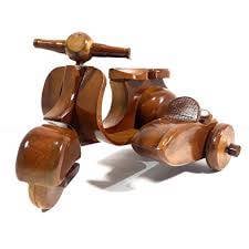 Miniatur Vespa Kayu