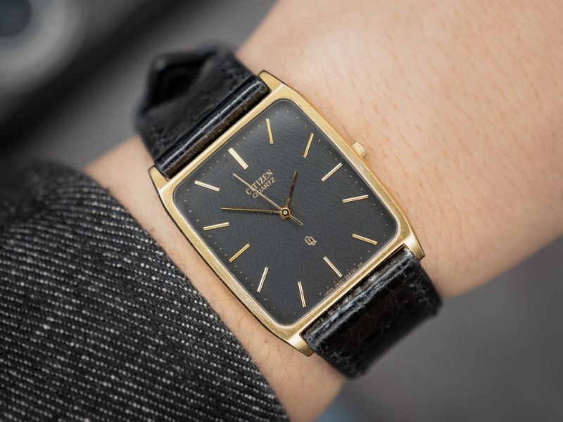 VINTAGE CITIZEN HONEYCOMB DIAL TANK WATCH