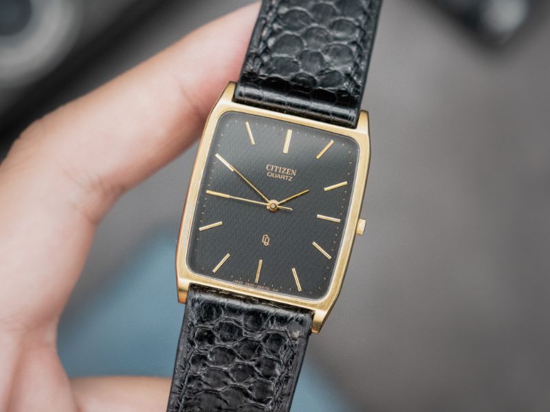 VINTAGE CITIZEN HONEYCOMB DIAL TANK WATCH