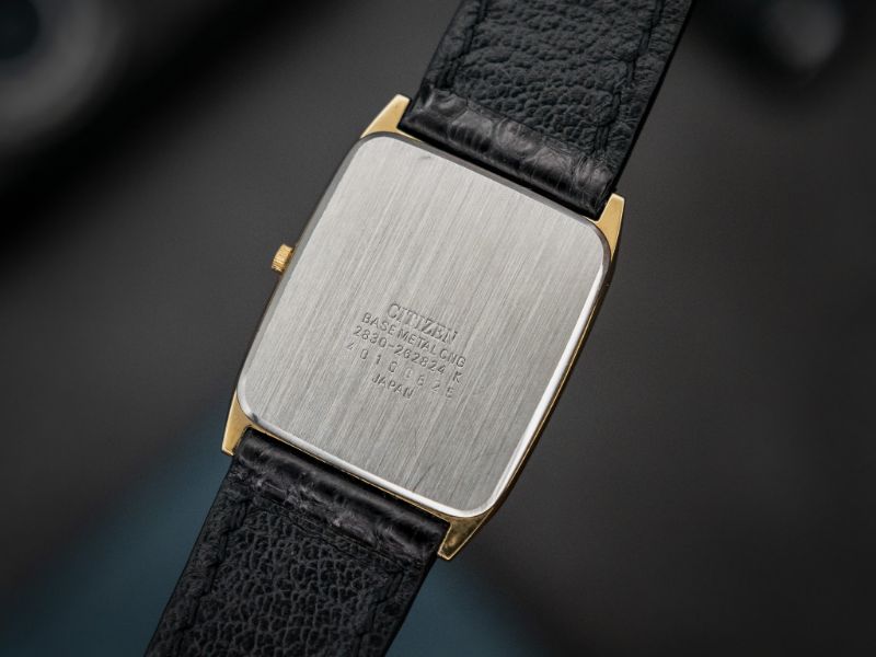 VINTAGE CITIZEN HONEYCOMB DIAL TANK WATCH