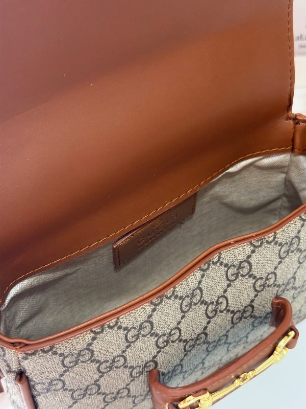 غوشي هورسبت - عسلي