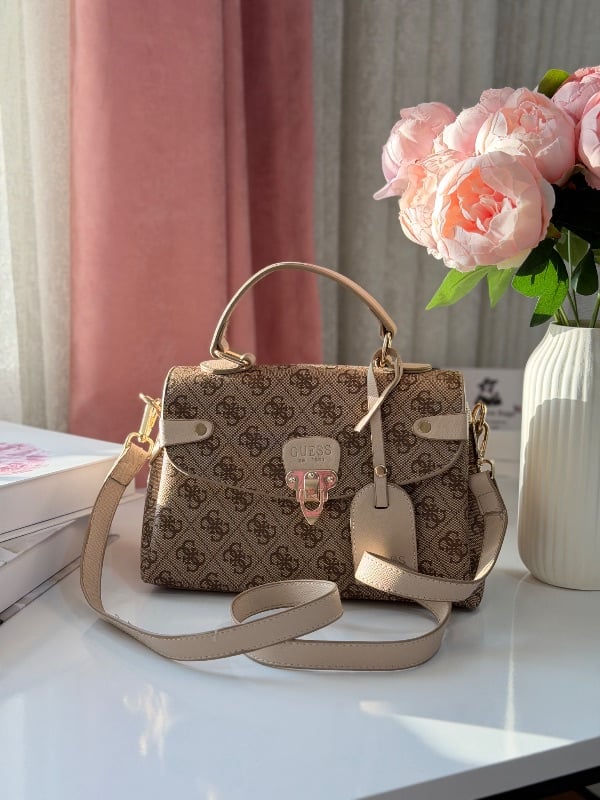 غيس لوغو ساتشل الحجم الكبير - بيج