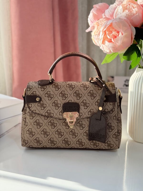 غيس لوغو ساتشل الحجم الكبير - بيج وبني