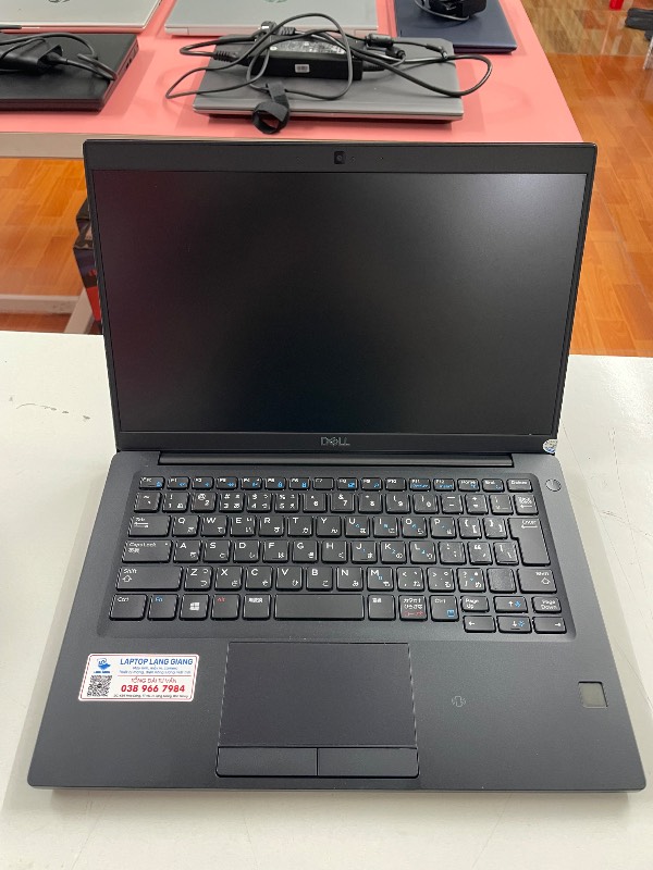 Laptop Dell Latitude 7390
