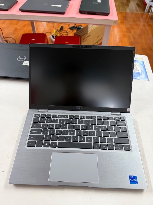 Dell Latitude 7430
