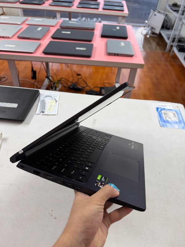 Acer Aspire 7