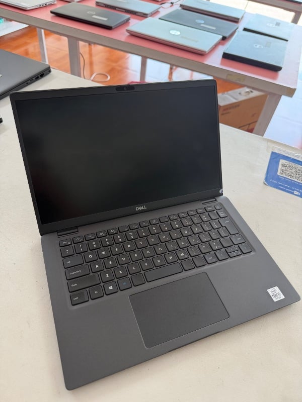 Dell Latitude 7410
