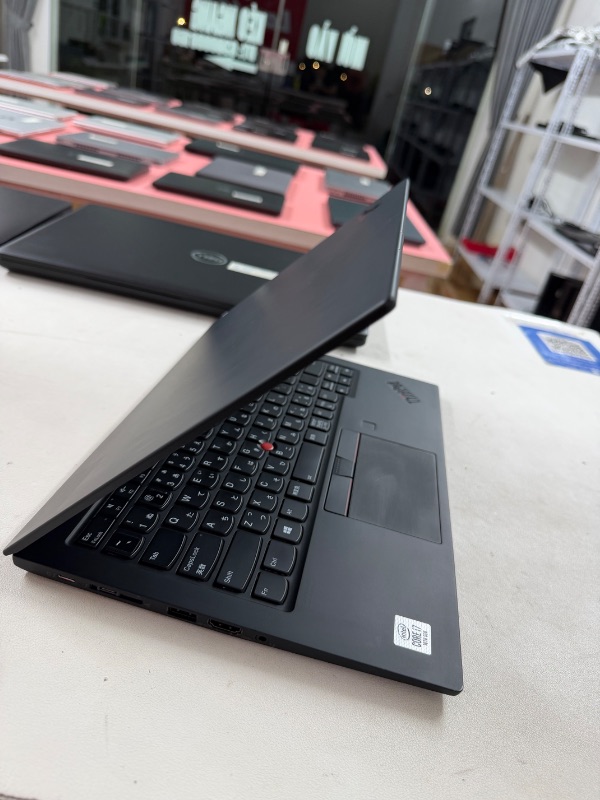 Thinkpad X1 Carbon Gen 8 I7